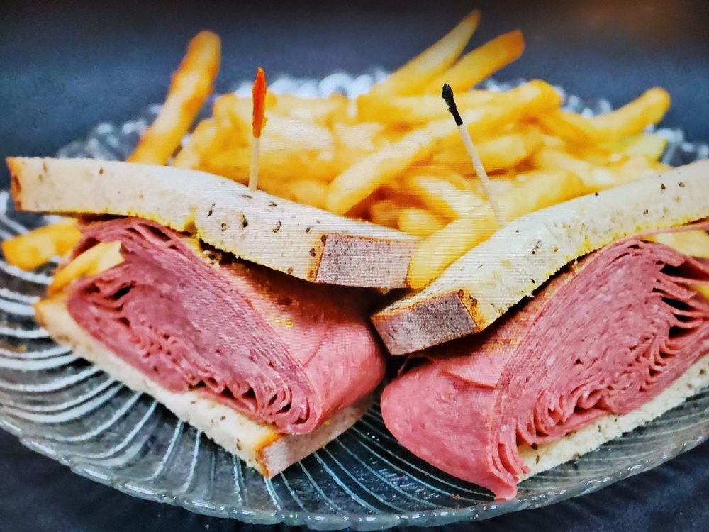 NEW YORK BAGELS N’ BIALYS SKYSONG 258 Photos & 217 Reviews