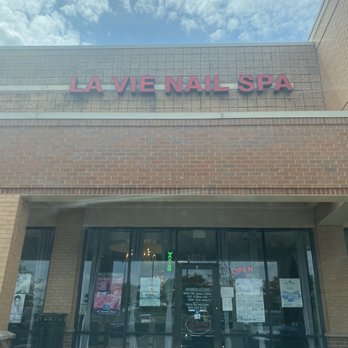 La Vie Nail Spa - Nail Salons Near Me - Hickory, North Carolina La Vie Nail Spa - Nail Salons Near Me - Hickory, North Carolina