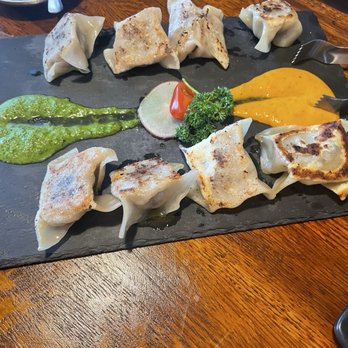 Royal Nepal TX Bar and Grill - Momo - Himalayan/Nepalese Near Me - Arlington, Texas