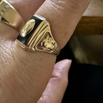 SKY &CO jewelry - 1946 10k ring all fixed. Had a broken shank and the top was scratched up - now it's all fixed. - Jewelry Near Me - Georgetown, Texas SKY &CO jewelry - 1946 10k ring all fixed. Had a broken shank and the top was scratched up - now it's all fixed. - Jewelry Near Me - Georgetown, Texas