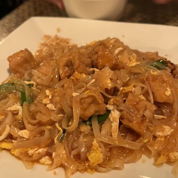Tuk Tuk Thai Cuisine - Pad Thai - tofu - Thai Near Me - Hanover, New Hampshire Tuk Tuk Thai Cuisine - Pad Thai - tofu - Thai Near Me - Hanover, New Hampshire