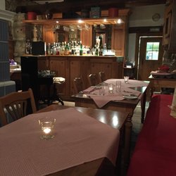 Brasserie Voss - Am späten Sonntagabend ein Blick in den Gastraum.