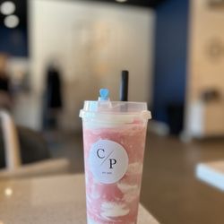 Cafe Pruvia - Strawberry swirl with boba