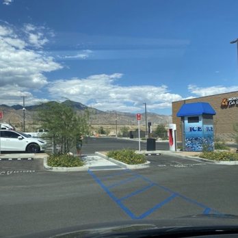 Morongo Travel Center - Close to the Tesla SuperChargers - Gas Stations Near Me - Cabazon, California