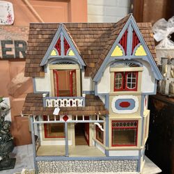 The Gilded Nest - Doll house