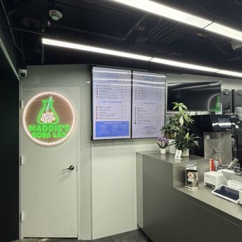 Maddie's Boba Lab - Inside - Bubble Tea Near Me - New York, New York