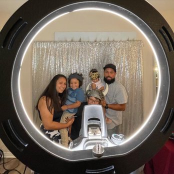 Oh Snaps Photo Booth - Clients in booth - Photo Booth Rentals Near Me Oh Snaps Photo Booth - Clients in booth - Photo Booth Rentals Near Me