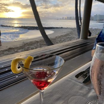 Michel's At The Colony Surf - French Near Me - Honolulu, Hawaii