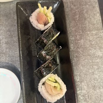 What the Fish - Yellowtail Roll (5 Pieces) - Sushi Bars Near Me - Los Angeles, California What the Fish - Yellowtail Roll (5 Pieces) - Sushi Bars Near Me - Los Angeles, California
