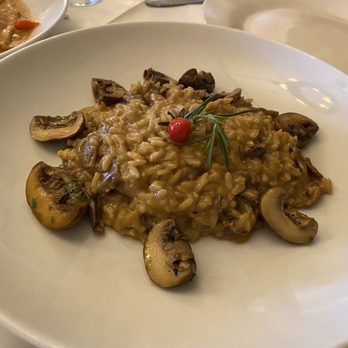 Ciao Ristorante - Pizza Near Me - Miami, Florida