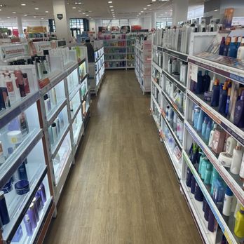 Ulta Beauty - Hair Salons Near Me - Watertown, Massachusetts