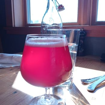 Nell Thorn Restaurant & Pub - Urban Family Briar Heart sour - New American Near Me - La Conner, Washington