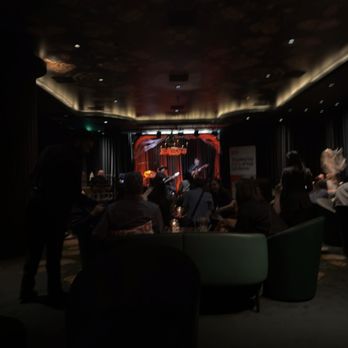 Easy's Cocktail Lounge - Live music stage - Speakeasies Near Me - Las Vegas, Nevada Easy's Cocktail Lounge - Live music stage - Speakeasies Near Me - Las Vegas, Nevada