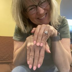 J-nails - Love my pink dipped nails courtesy of Tiffany
