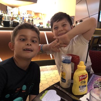 Hard Rock Cafe - Happy tummies always makes mom happy - American Near Me - Hollywood, Florida Hard Rock Cafe - Happy tummies always makes mom happy - American Near Me - Hollywood, Florida