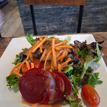 Ruby Tuesday - Fresh salad from Ruby Tuesday garden bar. - American Near Me - Las Cruces, New Mexico