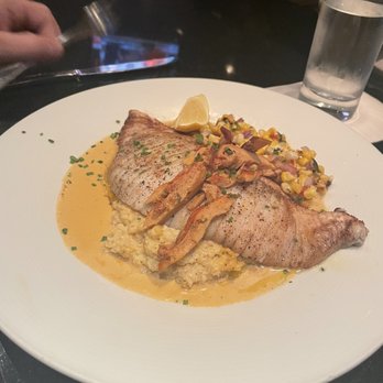 L'Albatros - Sauteed Skate Wing - French Near Me - Cleveland, Ohio L'Albatros - Sauteed Skate Wing - French Near Me - Cleveland, Ohio