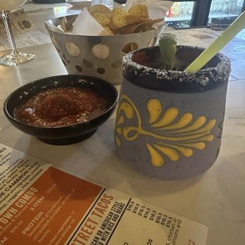 Class Azul - Paloma & fresh, delicious salsa - Mexican Near Me - Cape Coral, Florida