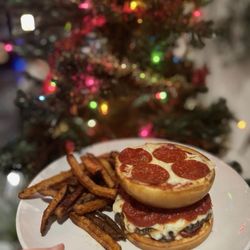Remedy Kitchen and Tavern - Pizza burger special