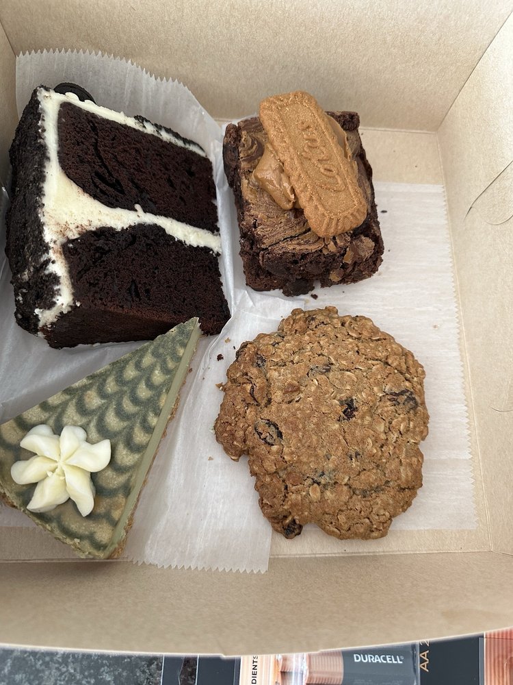 Jivas Konos Desserts Logo