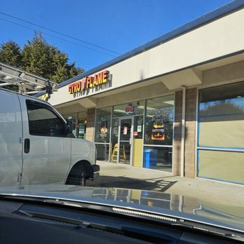 Gyro Flame - Outside - Vegetarian Near Me - Auburn, Washington