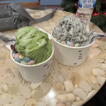 Salju Dessert - matcha (s) and black sesame (m) shaved snow - Desserts Near Me - Alhambra, California Salju Dessert - matcha (s) and black sesame (m) shaved snow - Desserts Near Me - Alhambra, California