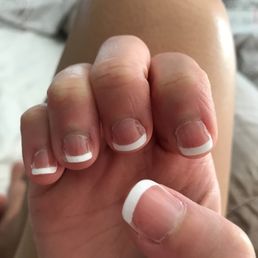 Second day nails, not even 24 hours later. So disappointed