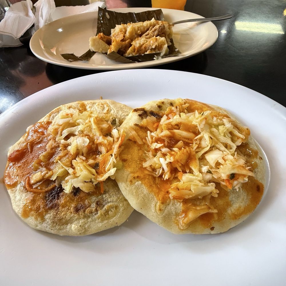 Restaurante El Guanaquito - Pupusas - Salvadoran Near Me - Phoenix, Arizona Restaurante El Guanaquito - Pupusas - Salvadoran Near Me - Phoenix, Arizona