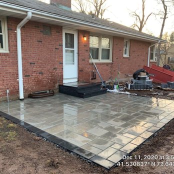 Hardscapes Landscaping - a patio being built - Landscaping Near Me - Wallingford, Connecticut Hardscapes Landscaping - a patio being built - Landscaping Near Me - Wallingford, Connecticut