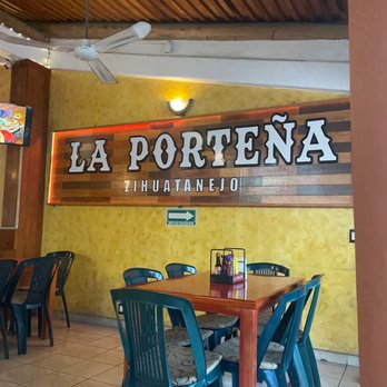 La Porteña - Inside - Pizza Near Me - Zihuatanejo, GRO La Porteña - Inside - Pizza Near Me - Zihuatanejo, GRO