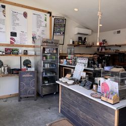 Fit Bar Superfood Cafe - Interior