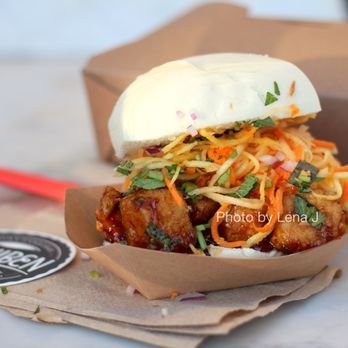 Ekiben - Tofu Brah Bun ($12.99) - Crispy tofu, spicy peanut sauce, mango/papaya/carrot slaw, fresh herbs, roasted aromatics. Quite sweet. - Asian Fusion Near Me - Baltimore, Maryland Ekiben - Tofu Brah Bun ($12.99) - Crispy tofu, spicy peanut sauce, mango/papaya/carrot slaw, fresh herbs, roasted aromatics. Quite sweet. - Asian Fusion Near Me - Baltimore, Maryland