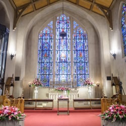 Fiore Floral & Gifts - Church flowers