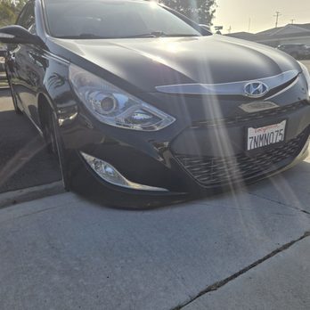 Action Southland Towing - The tow truck driver damaging the car - Towing Near Me - Stanton, California Action Southland Towing - The tow truck driver damaging the car - Towing Near Me - Stanton, California