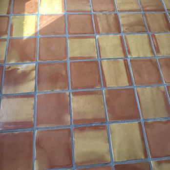 Ocotillo Flooring Services - Spacers were not used. A large section was replaced and the spacing is still slightly off. - Carpet Installation Near Me - Mesa, Arizona