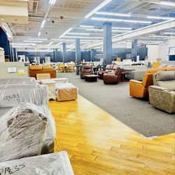 Jerome's Furniture