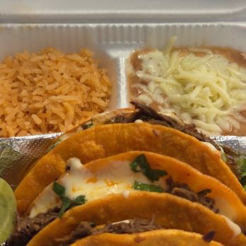 Vitos Tacos - Quesabirria combo - Tacos Near Me - Las Vegas, Nevada Vitos Tacos - Quesabirria combo - Tacos Near Me - Las Vegas, Nevada