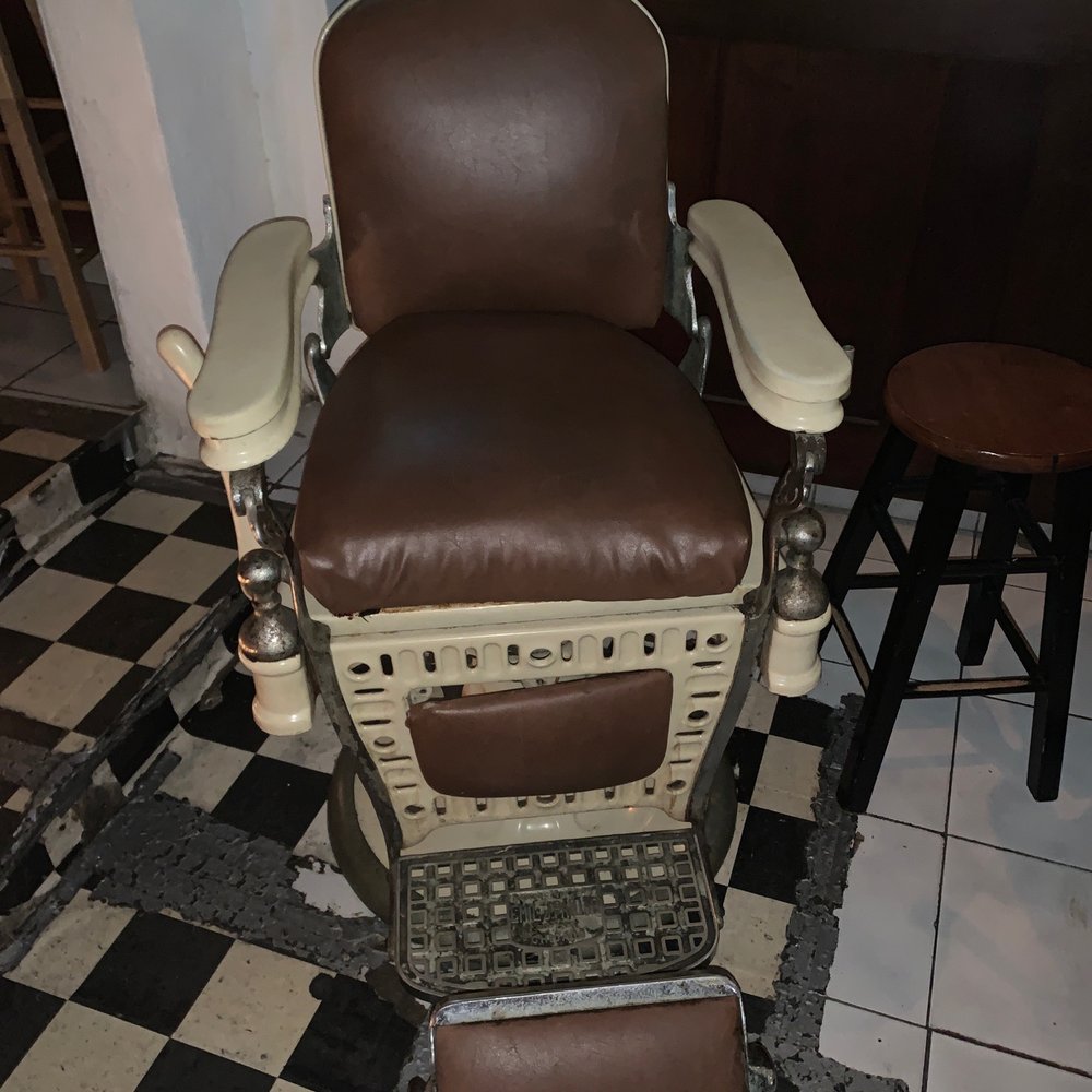 El Bar Bero - Old time barber chair - Bars Near Me - San Juan, Puerto Rico El Bar Bero - Old time barber chair - Bars Near Me - San Juan, Puerto Rico