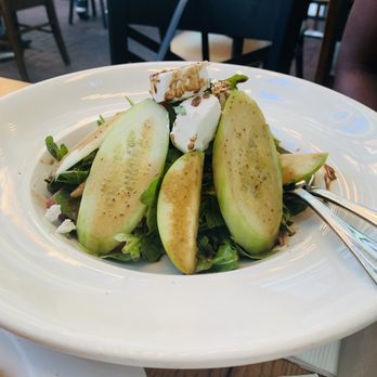 Verde on Smith - Goat Cheese Salad - Italian Near Me - Brooklyn, New York Verde on Smith - Goat Cheese Salad - Italian Near Me - Brooklyn, New York