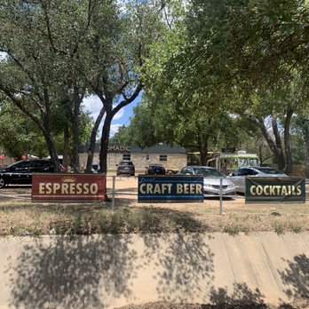 Tacoly Moley By Ygor - This is where you turn in to enjoy the tacos. - Food Trucks Near Me - Austin, Texas