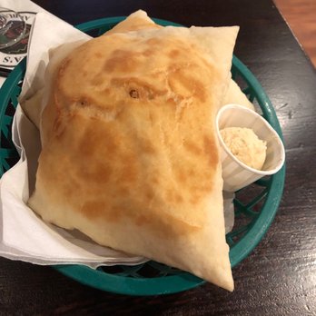 Tomasita's Albuquerque - Sopapilla con honey butter - New Mexican Cuisine Near Me - Albuquerque, New Mexico Tomasita's Albuquerque - Sopapilla con honey butter - New Mexican Cuisine Near Me - Albuquerque, New Mexico