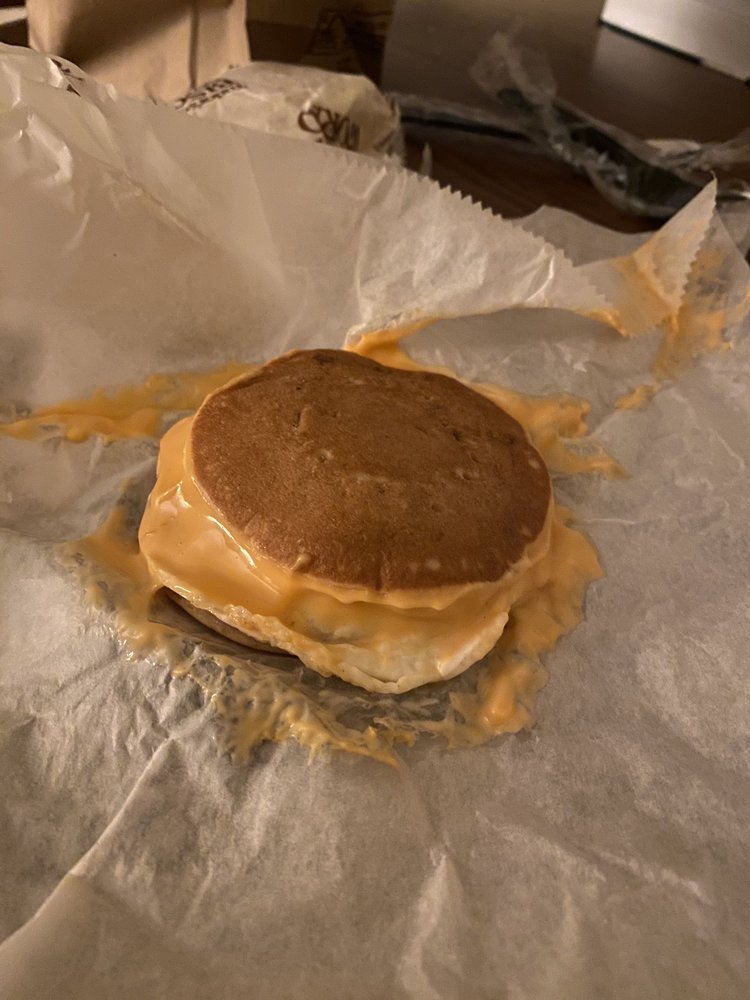 Tudor's Biscuit World Logo
