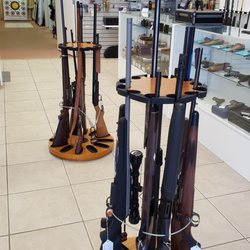 Bear's Archery Guns and Prospecting Equipment - Long guns