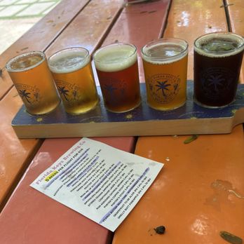 Florida Keys Brewing - beer flight - Breweries Near Me - Islamorada, Florida Florida Keys Brewing - beer flight - Breweries Near Me - Islamorada, Florida