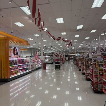 Target - Department Stores Near Me - Kissimmee, Florida