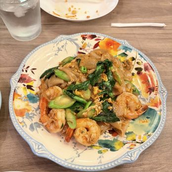 Sampannee Thai - Pad See Ew~ - Thai Near Me - Washington, DC, District of Columbia Sampannee Thai - Pad See Ew~ - Thai Near Me - Washington, DC, District of Columbia