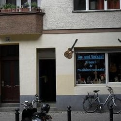 An- und Verkauf Trödel und Musikinstrumente