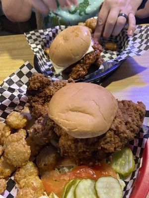 POP'S PLACE SPORTS BAR AND GRILL by null