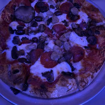 Catch - Sausage, Pep, Mushroom - Seafood Near Me - Carmel, California Catch - Sausage, Pep, Mushroom - Seafood Near Me - Carmel, California