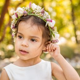 Floral wreath for the flower girl Floral wreath for the flower girl